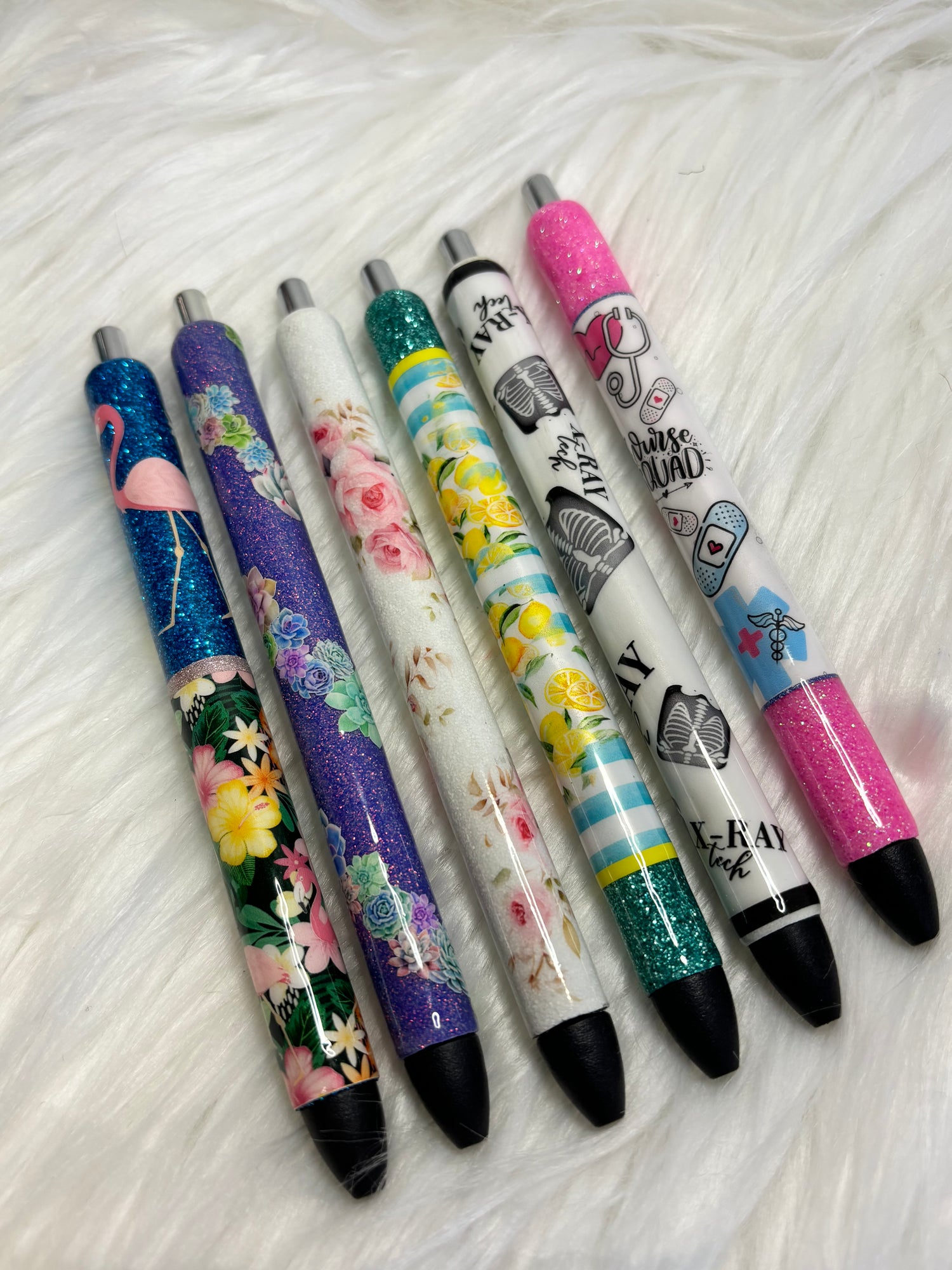 Glitter pens and mechanical pencils