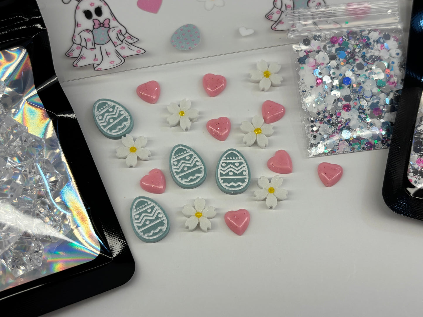 Bunny ghost snow globe kit