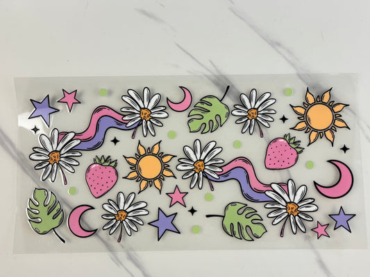 Daisies and strawberries