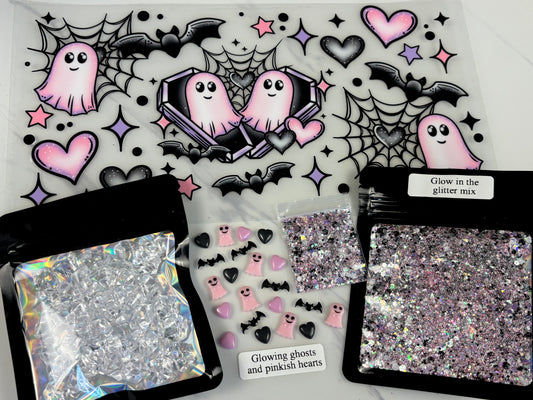Spooky love glowing snow globe kit
