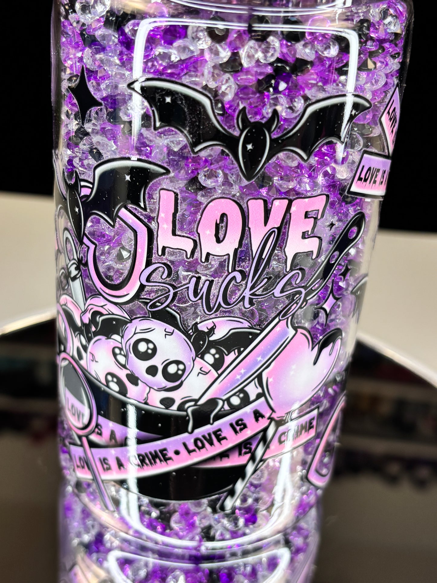 Love sucks crystal (dry) snow globe