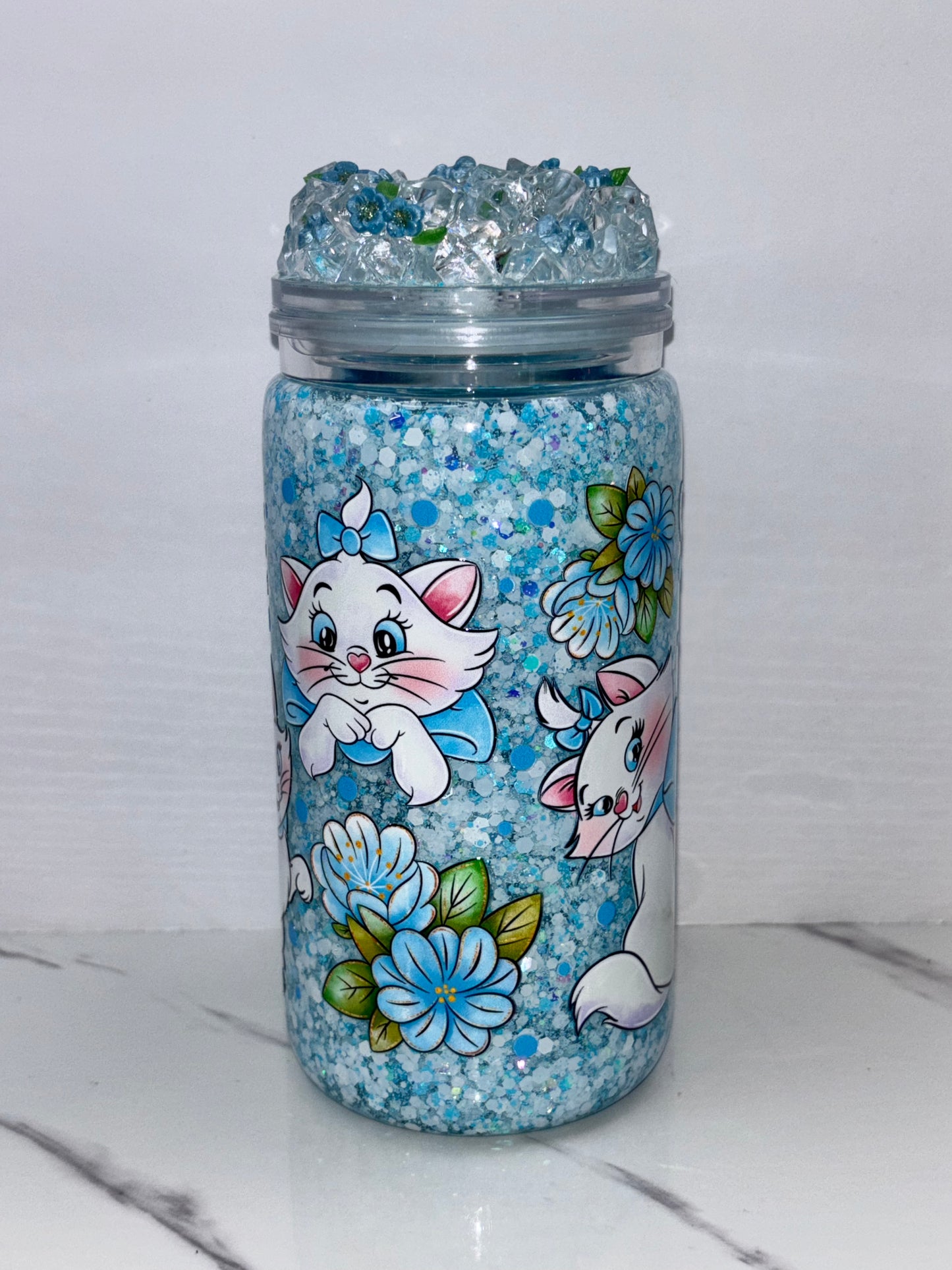 Parisian beauty snow globe cup