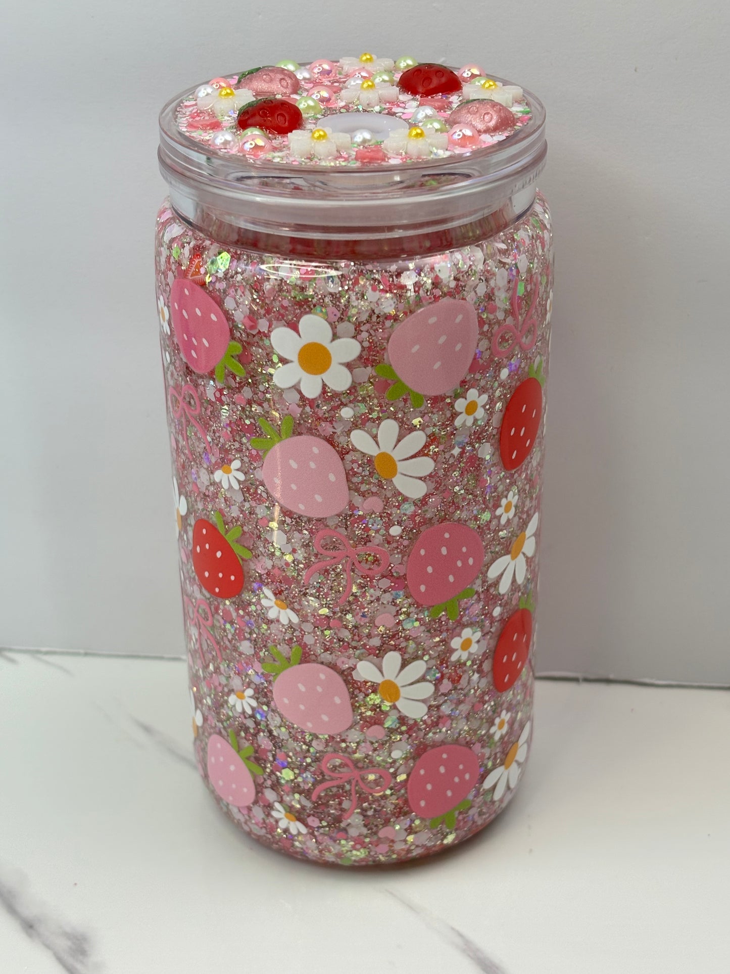 Berry beautiful snow globe cup.