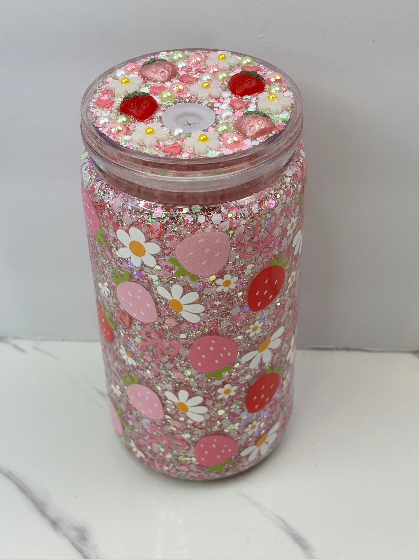 Berry beautiful snow globe cup.