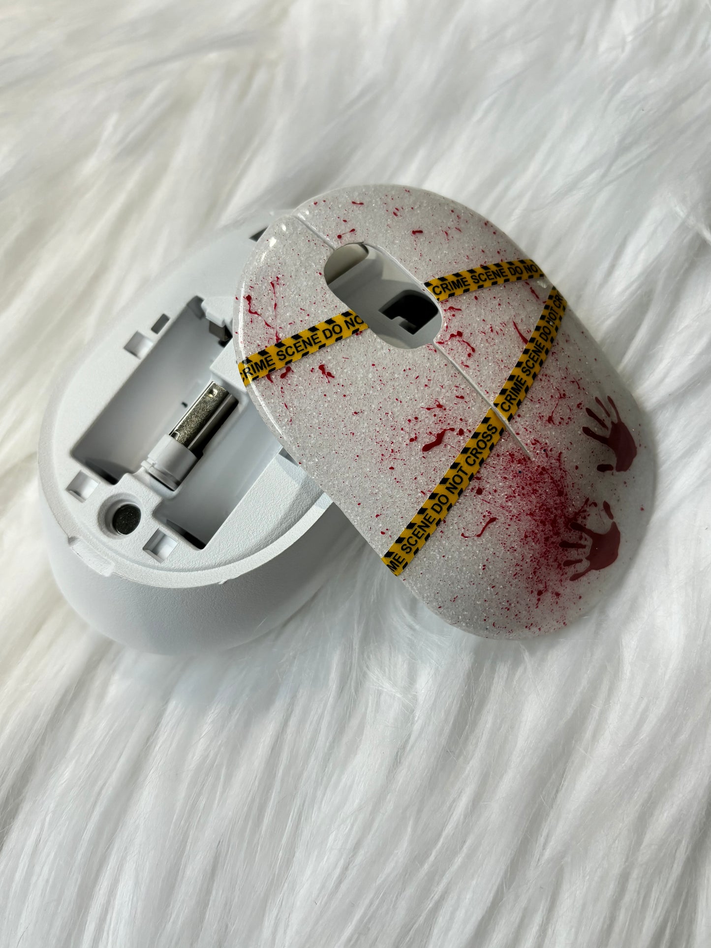 Crime scene wireless mouse set