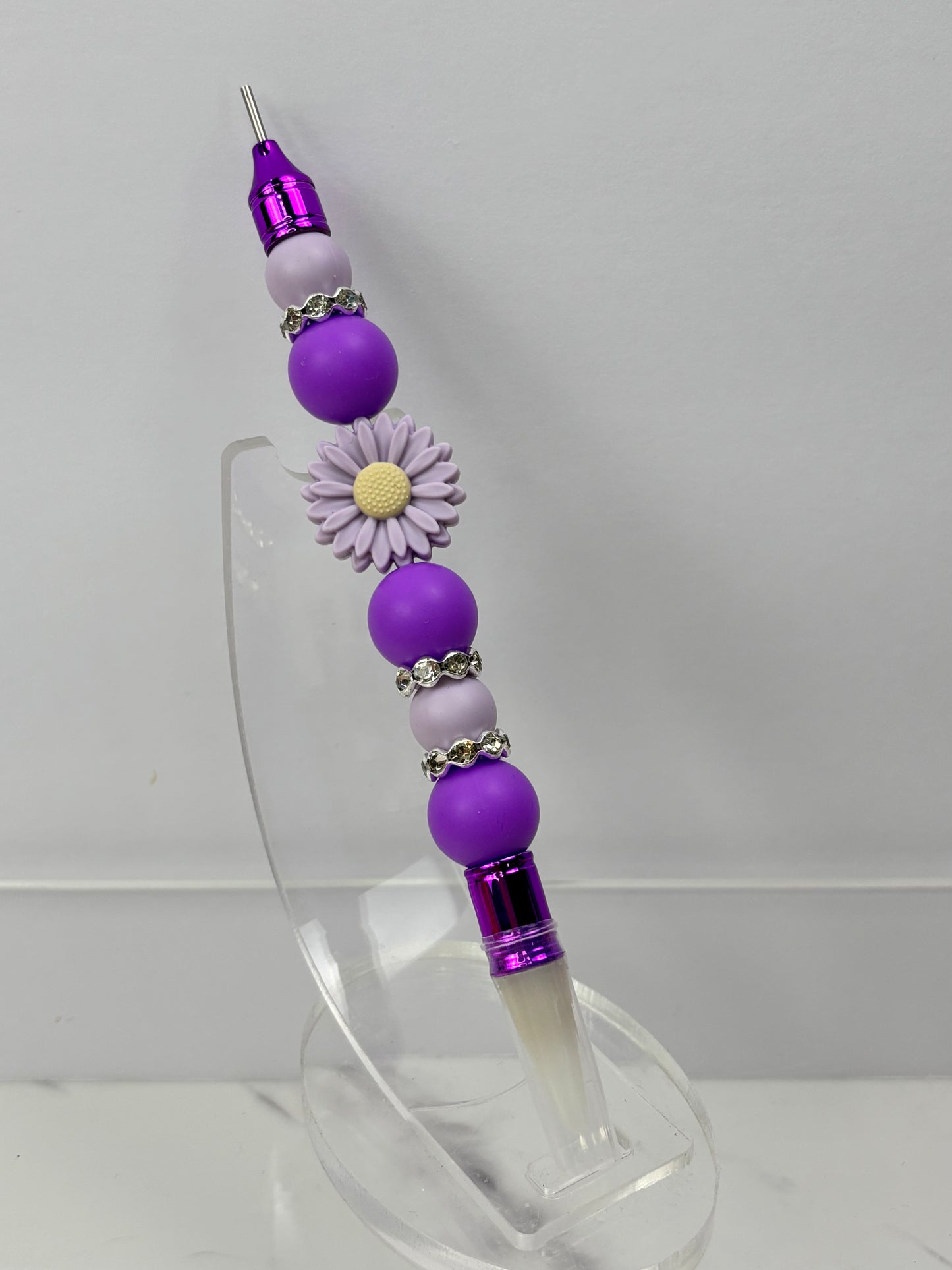 Beaded wax tool for flat back pearls.