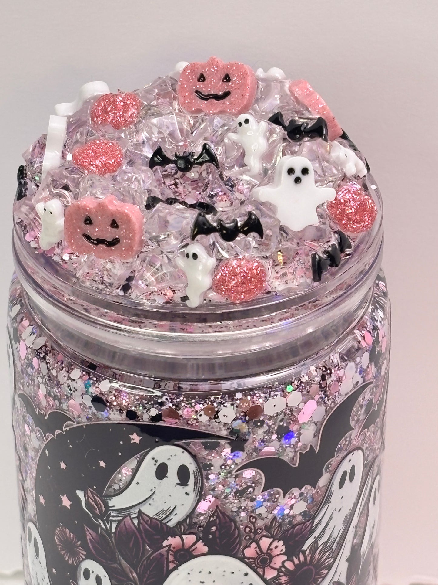 Breast cancer Boos snow globe