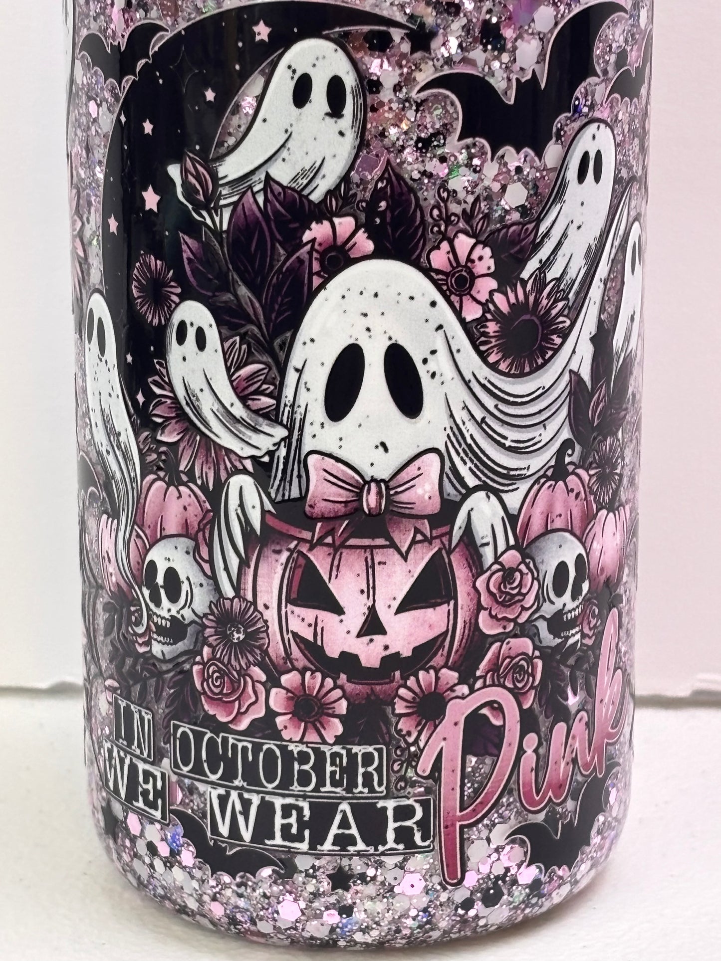 Breast cancer Boos snow globe