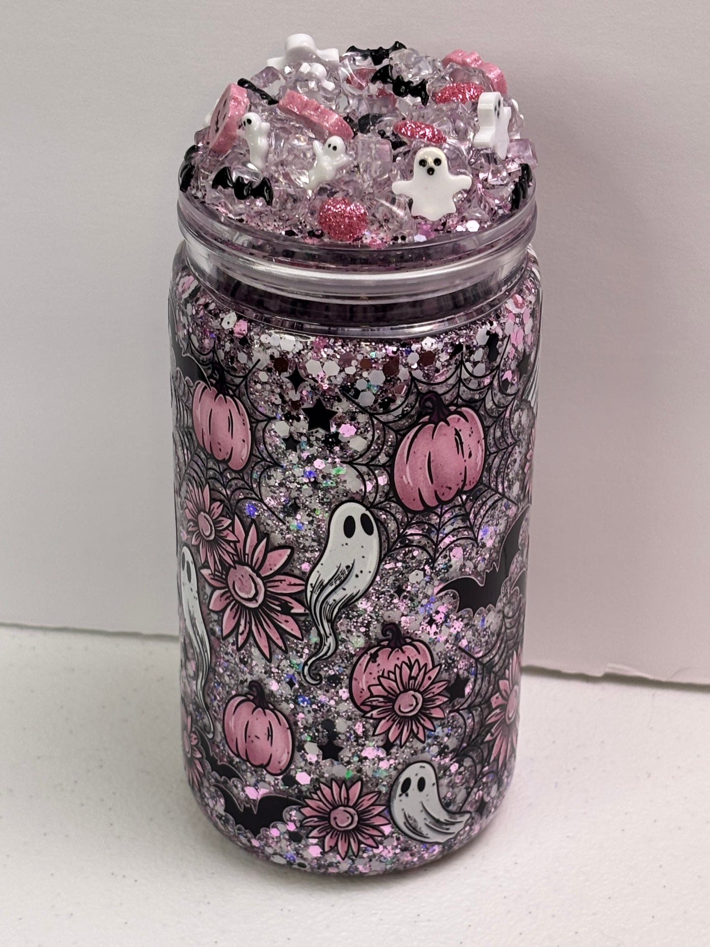 Breast cancer Boos snow globe