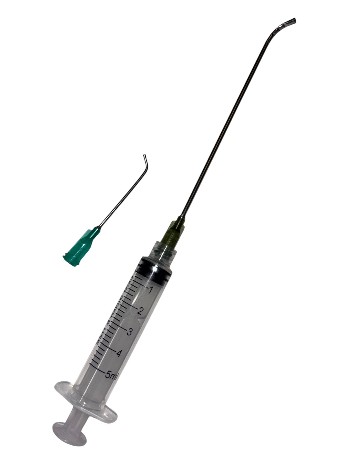 Blunt tip curved needle
