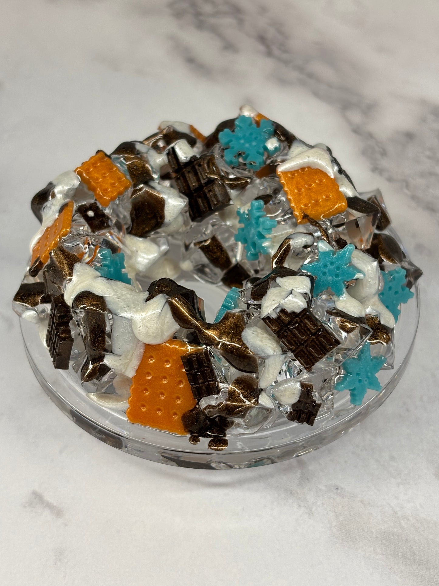 Cocoa and s’mores snow globe kit